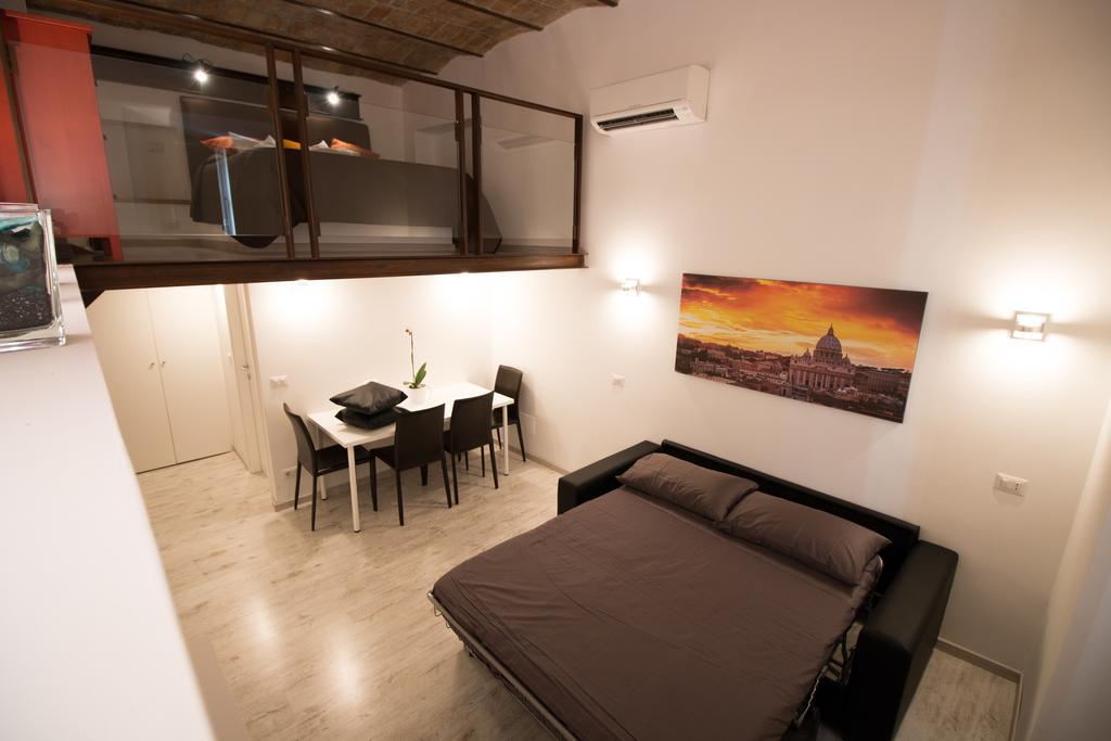 Inner House Рим Стая снимка